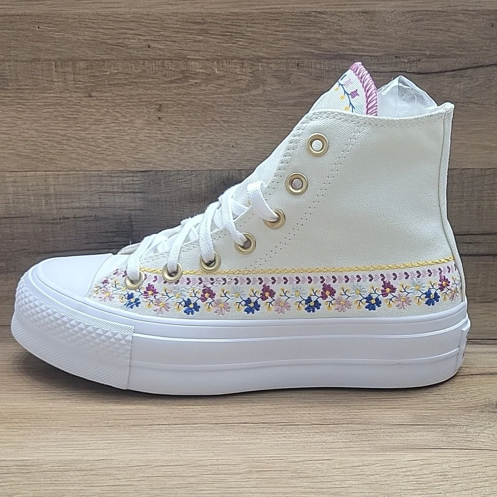 Converse White High-Top Sneakers with Classic Design - Picture 5 of 15